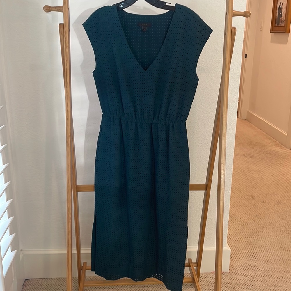 Jcrew. Size 2. Dark teal, v neck, elastic waist. Fabric is perforated design.